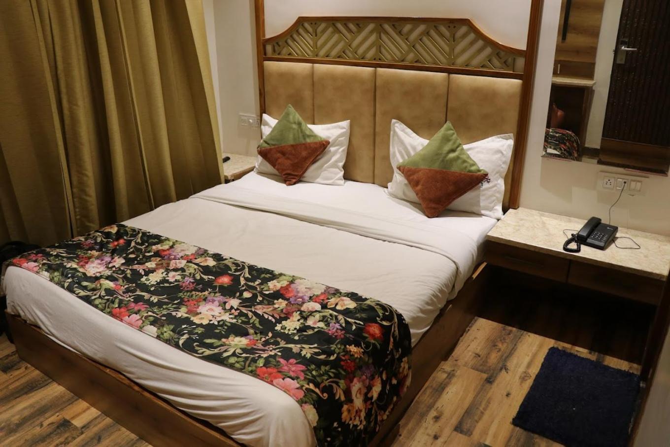 Hotel Rv Golden Αμριτσάρ Εξωτερικό φωτογραφία