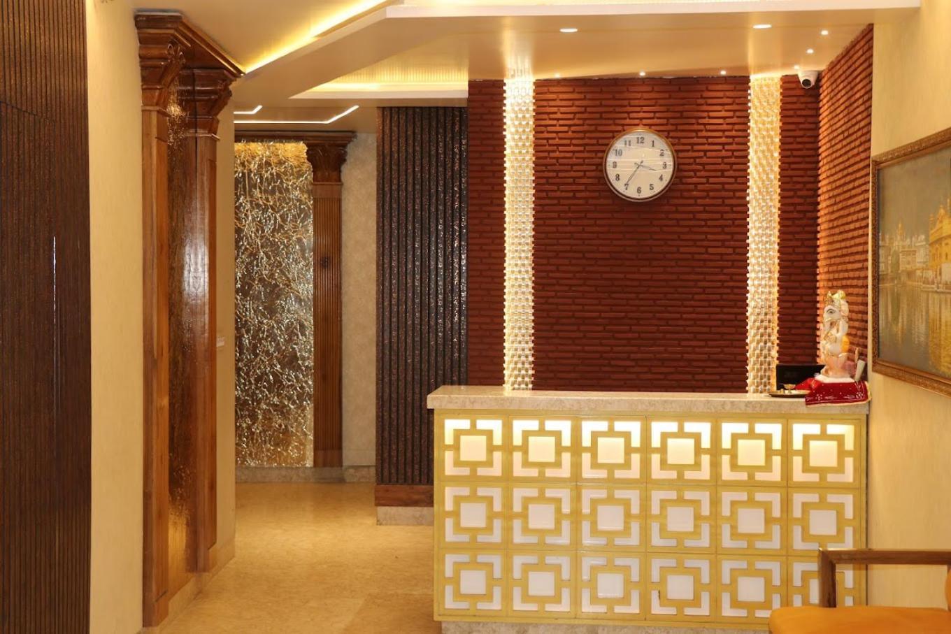 Hotel Rv Golden Αμριτσάρ Εξωτερικό φωτογραφία